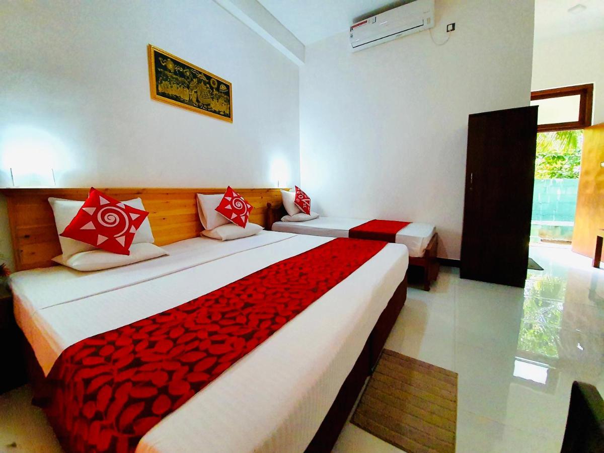 Salubrious Resort Anuradhapura Exteriör bild