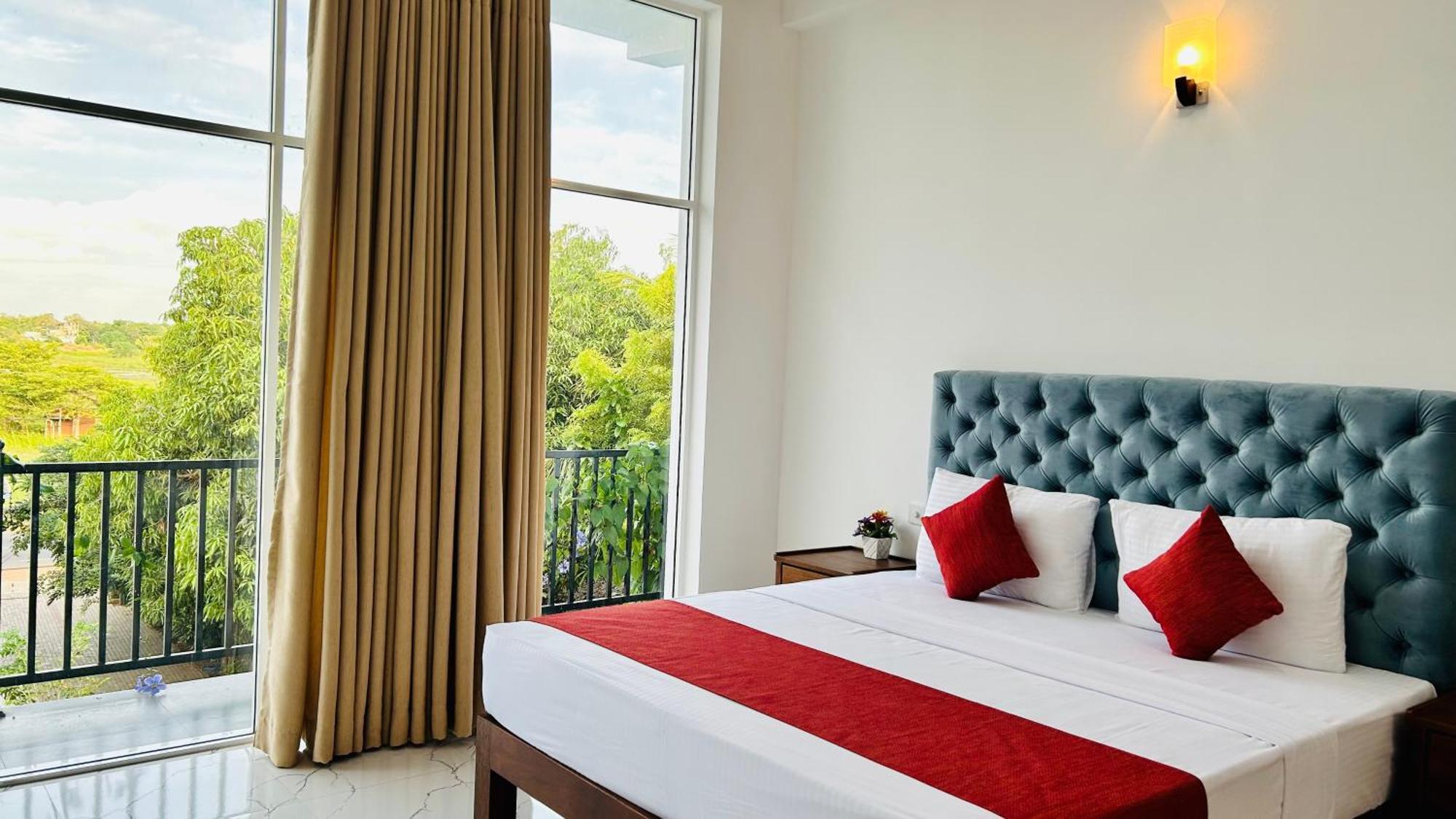 Salubrious Resort Anuradhapura Exteriör bild