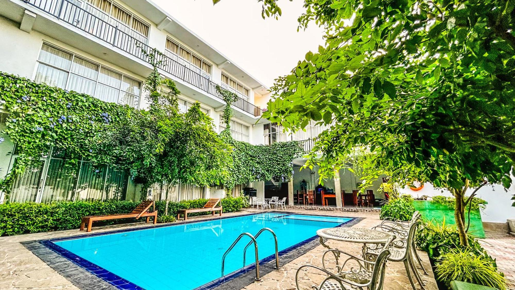 Salubrious Resort Anuradhapura Exteriör bild