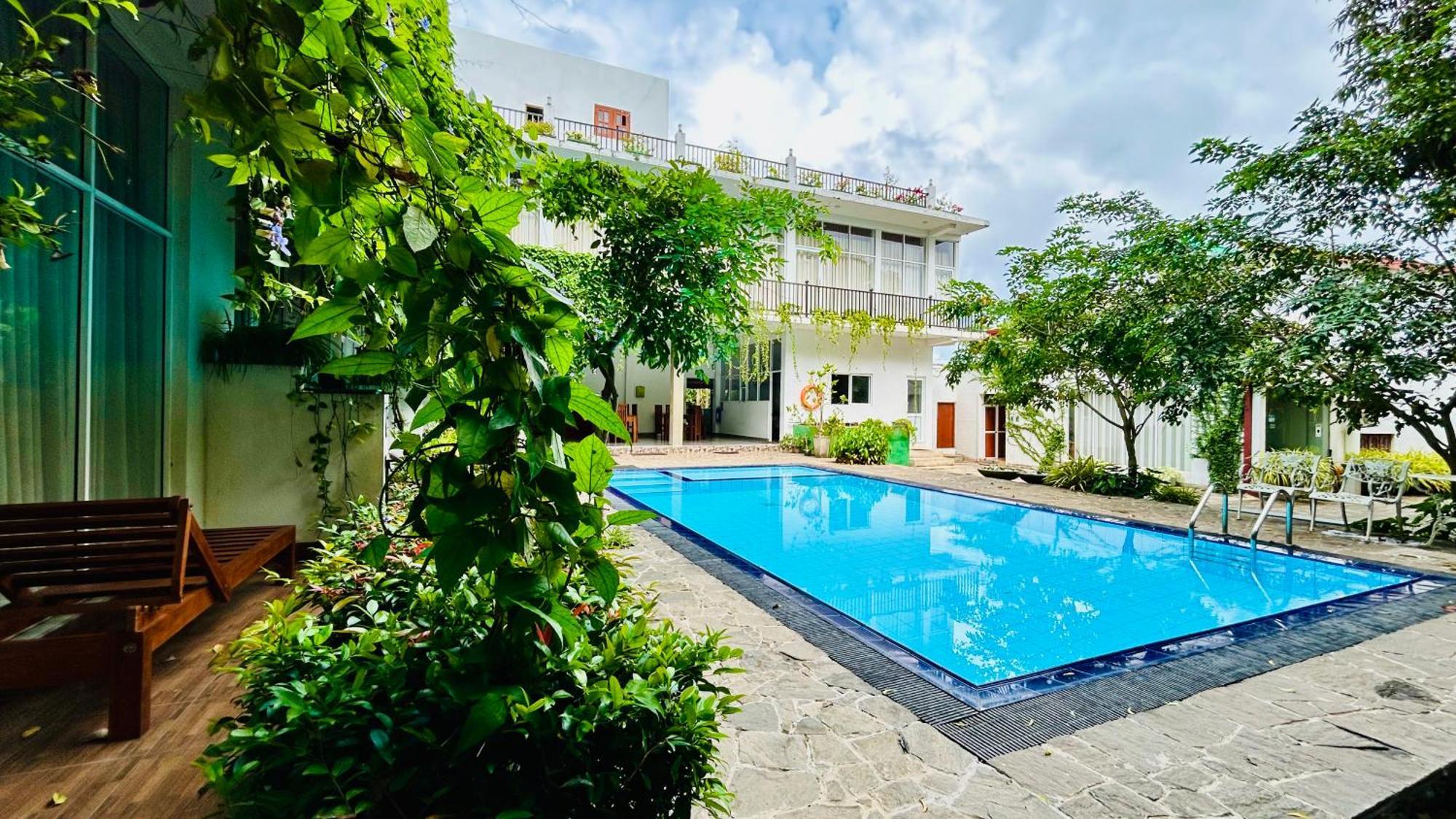 Salubrious Resort Anuradhapura Exteriör bild