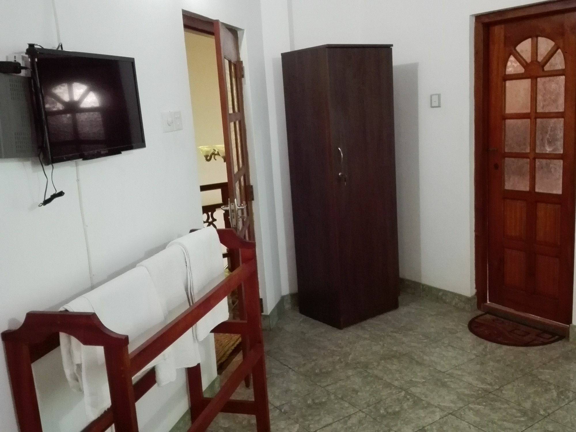 Salubrious Resort Anuradhapura Exteriör bild