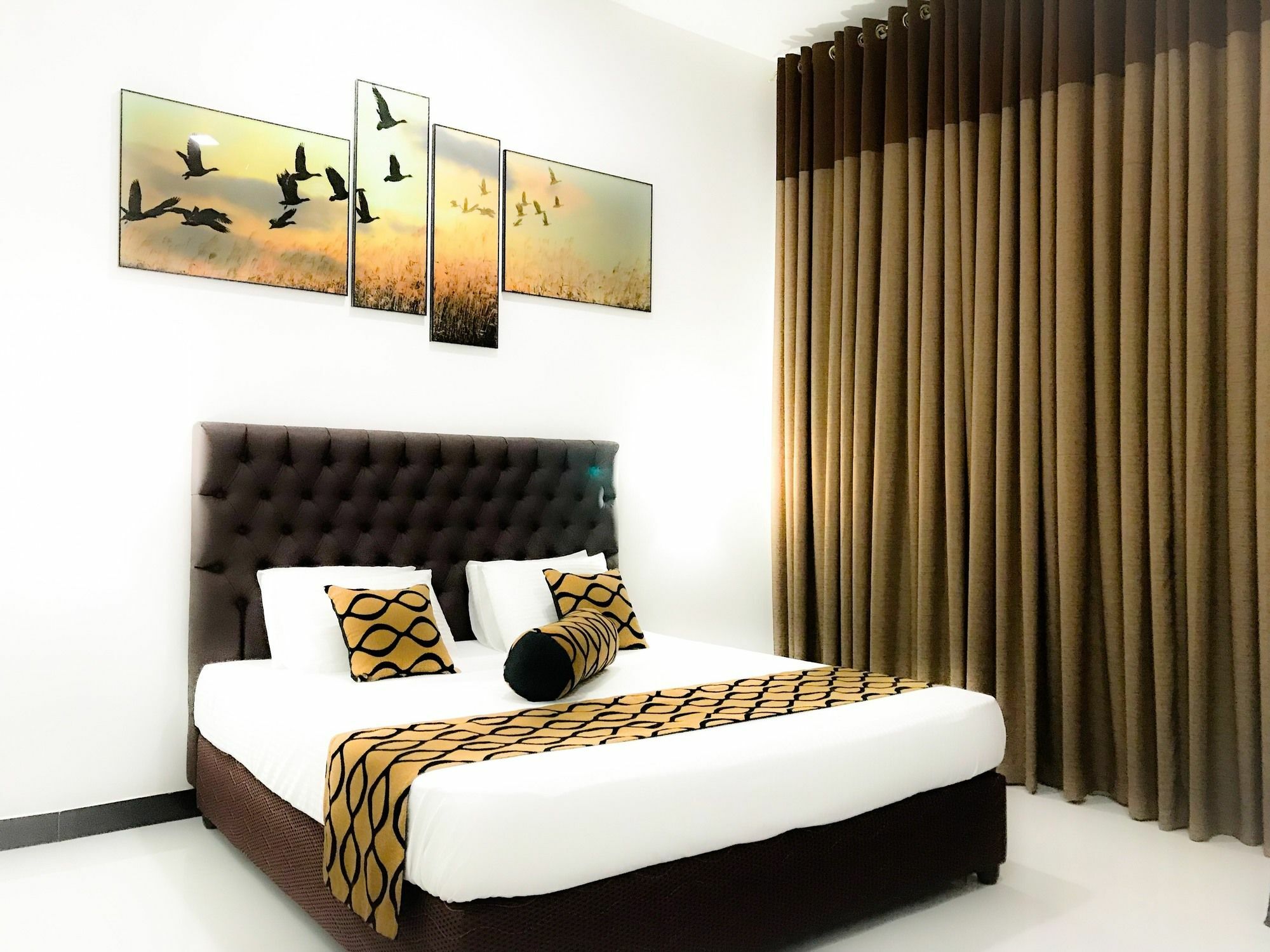 Salubrious Resort Anuradhapura Exteriör bild